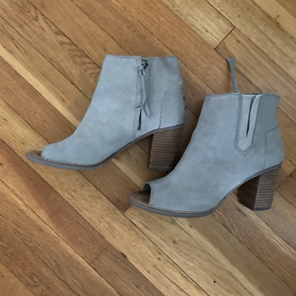 Toms Shoes - TOMS open toe booties